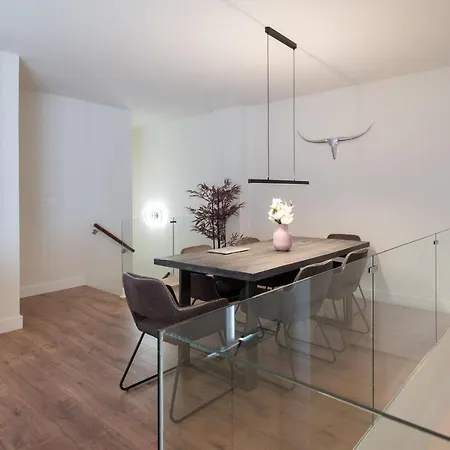 Alameda Deluxe Duplex Casco Antiguo Parking